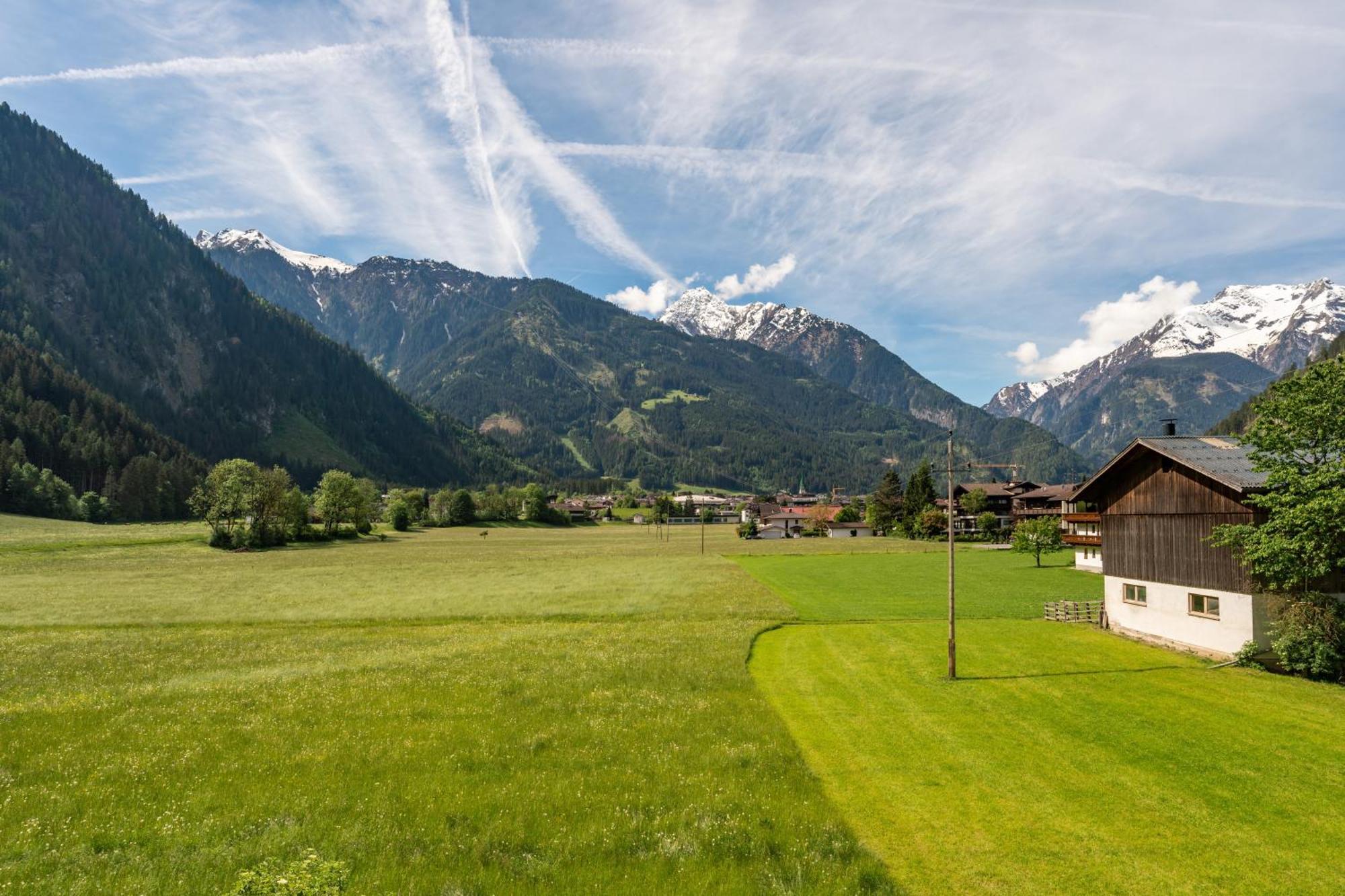 Apart Hotel Therese Mayrhofen Exterior photo