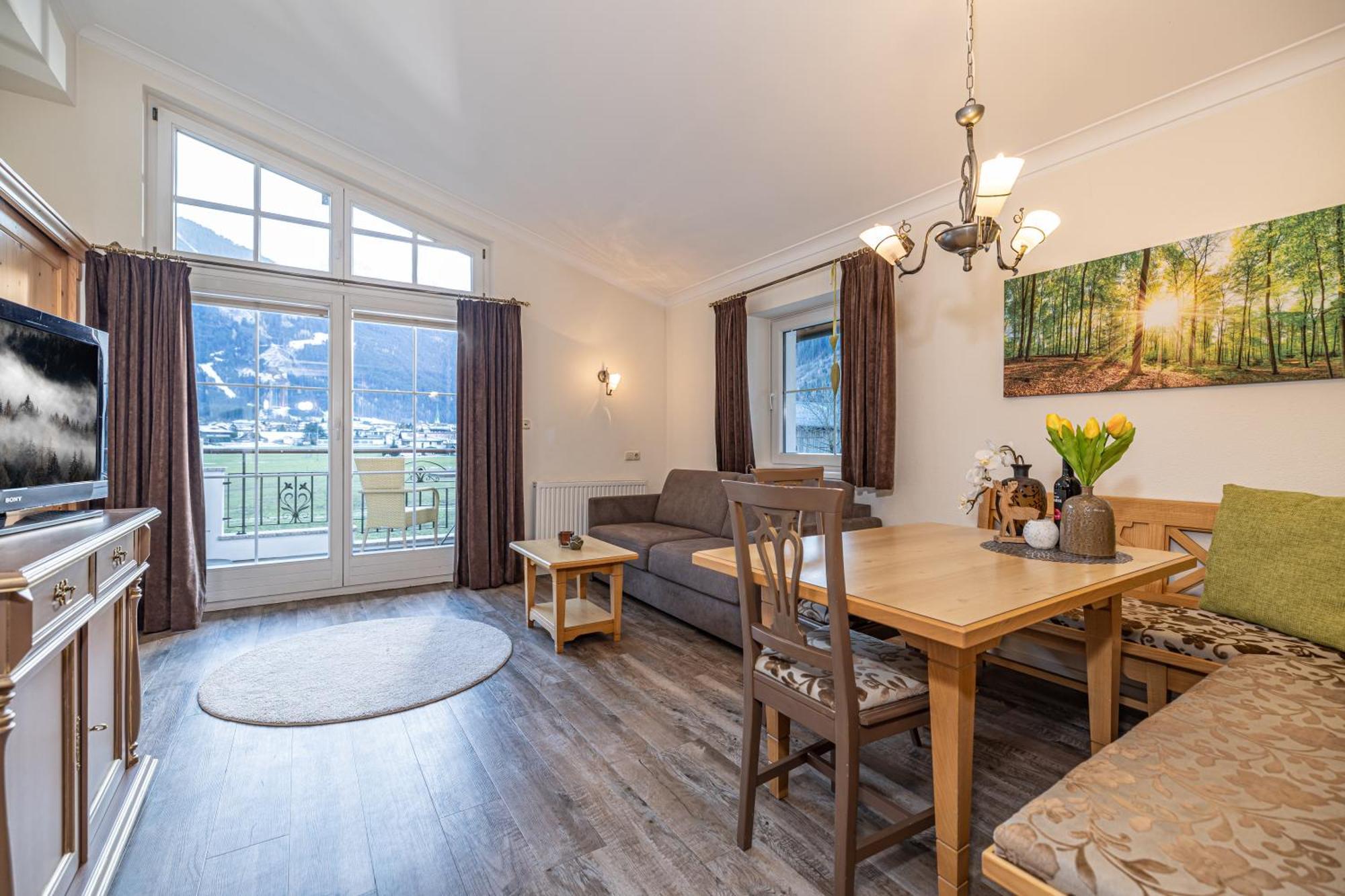 Apart Hotel Therese Mayrhofen Exterior photo