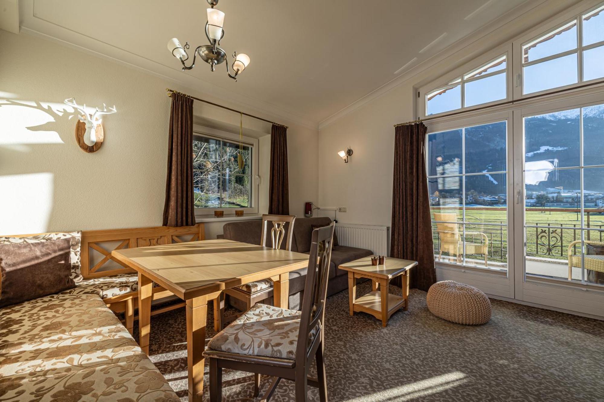 Apart Hotel Therese Mayrhofen Exterior photo